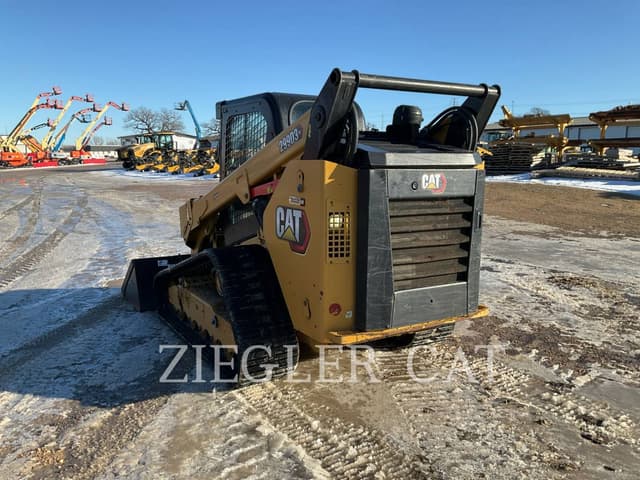 Image of Caterpillar 299D3XE equipment image 3