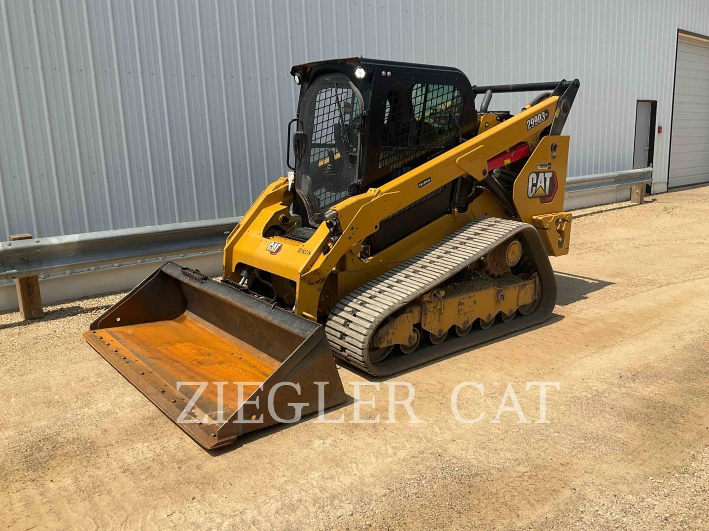 2022 Caterpillar 299D3XE Equipment Image0