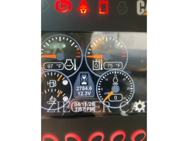 Image of Caterpillar 299D3XE equipment image 4