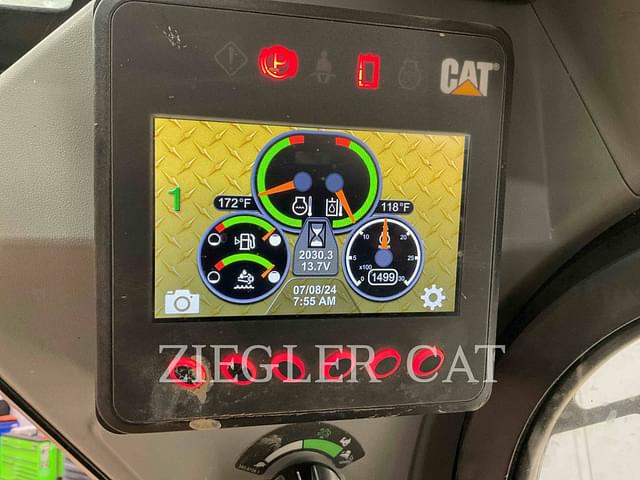 Image of Caterpillar 299D3XE equipment image 3
