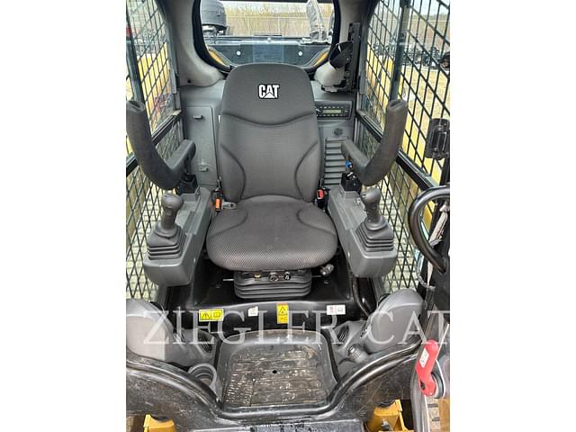 Image of Caterpillar 299D3XE equipment image 1