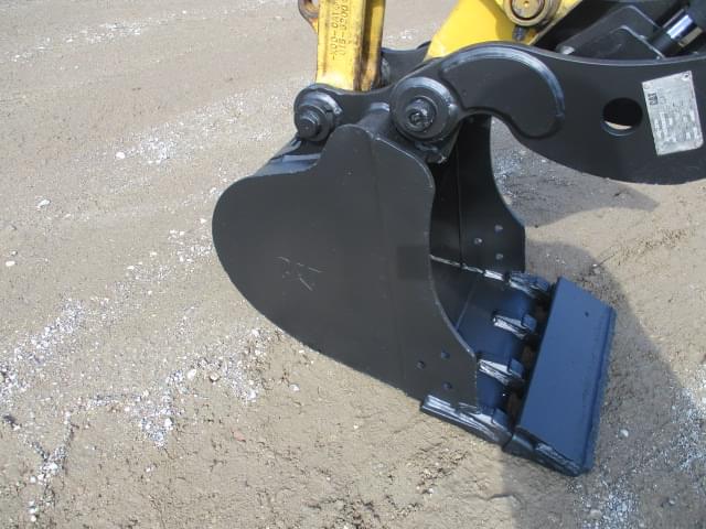 Image of Caterpillar 303.5 CR equipment image 4