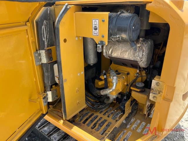 Image of Caterpillar 305.5E2 equipment image 4