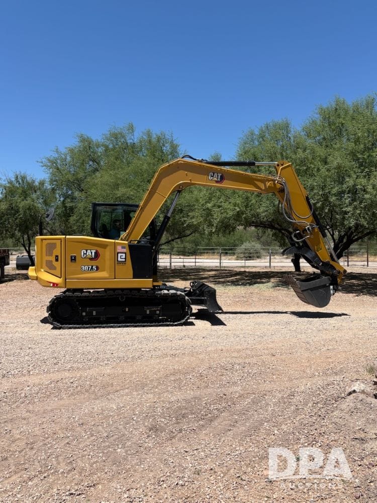 2022 Caterpillar 307.5 Equipment Image0