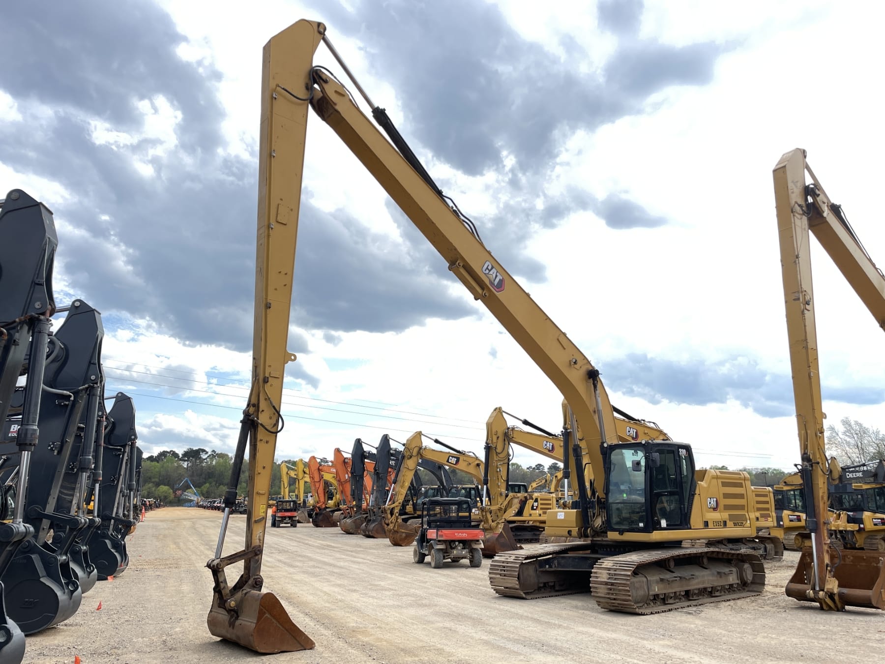 2022 Caterpillar 330 Equipment Image0