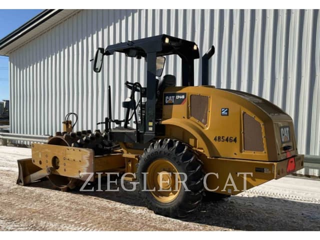 Image of Caterpillar CP44B equipment image 3