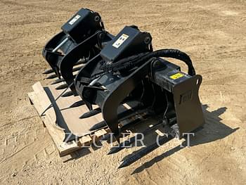 2022 Caterpillar Grapple Bucket Equipment Image0