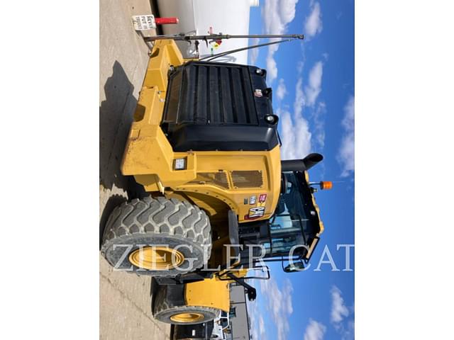 Image of Caterpillar 950M equipment image 2