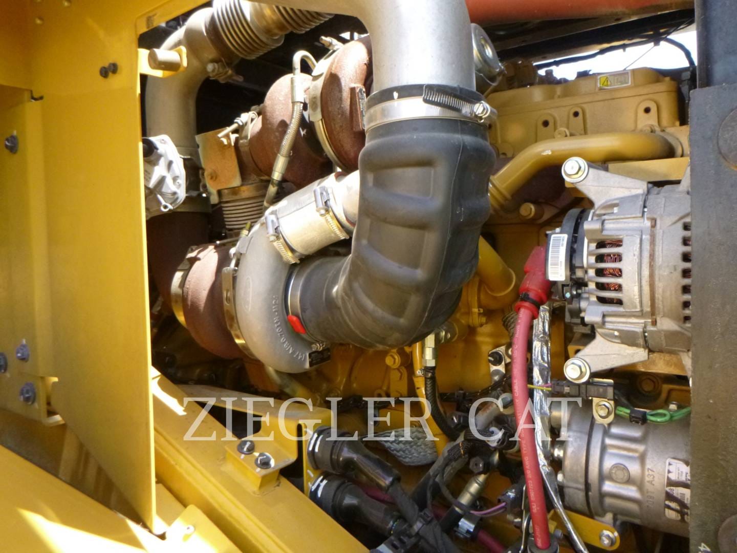 2022 Caterpillar 950M Equipment Image0