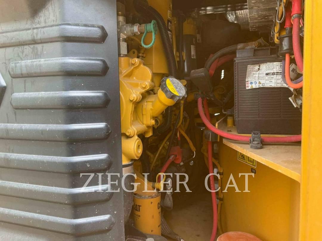 Image of Caterpillar CB13 Primary image