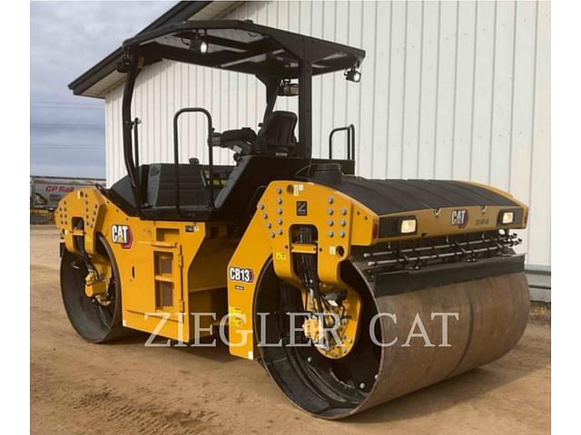 Image of Caterpillar CB13 equipment image 1