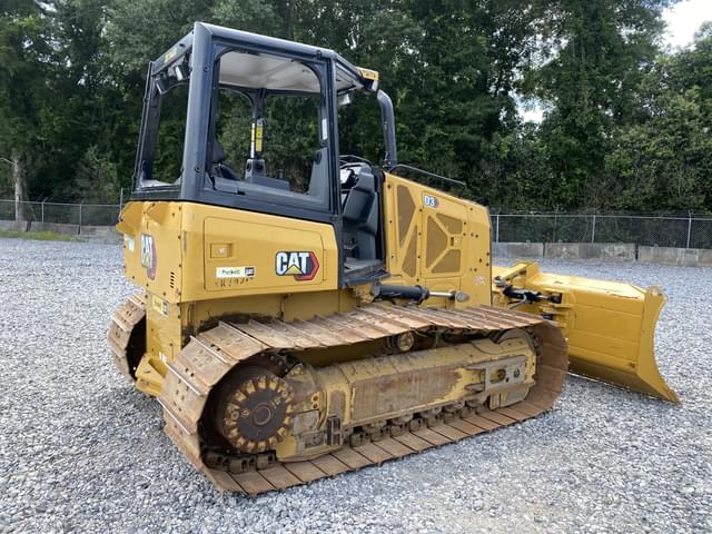 Image of Caterpillar D3 equipment image 2