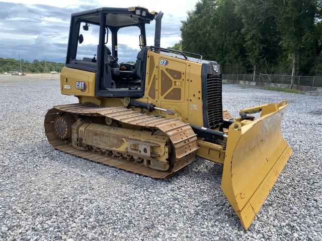 Image of Caterpillar D3 equipment image 3
