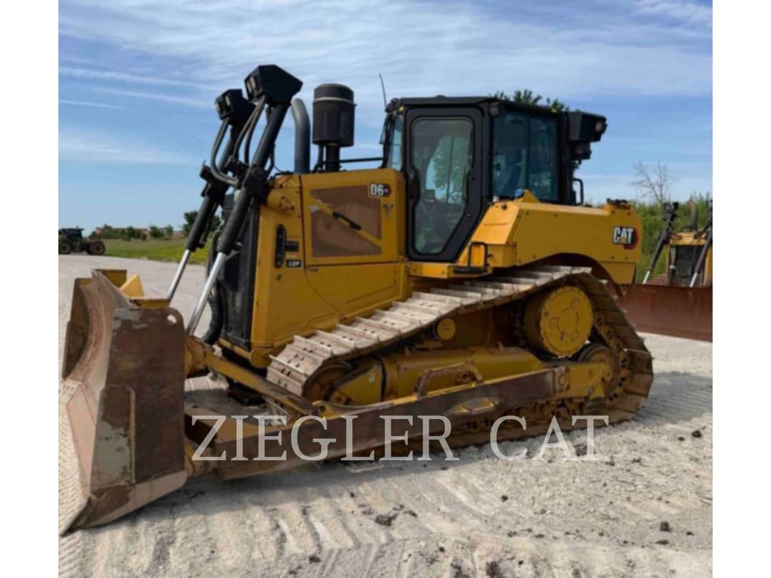 Image of Caterpillar D6XE LGP Primary image