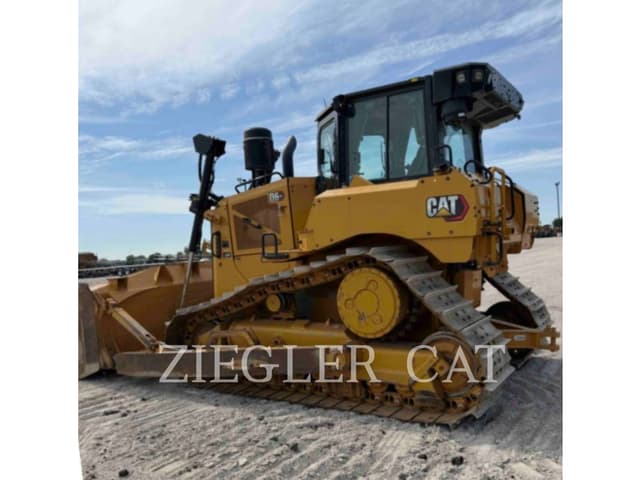 Image of Caterpillar D6XE LGP equipment image 3