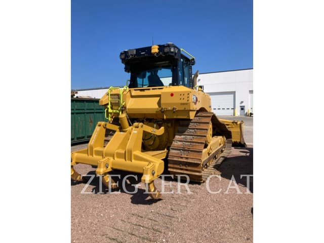 Image of Caterpillar D6LGP equipment image 2
