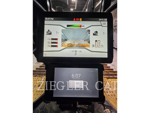 Image of Caterpillar D6LGP equipment image 4