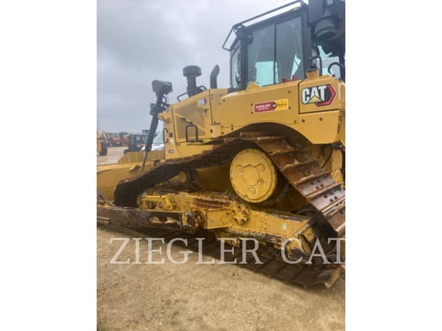 Image of Caterpillar D6LGP equipment image 3