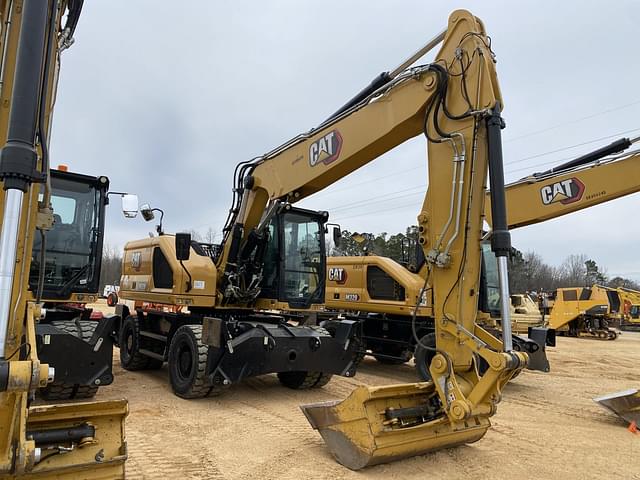 Image of Caterpillar M320 equipment image 3