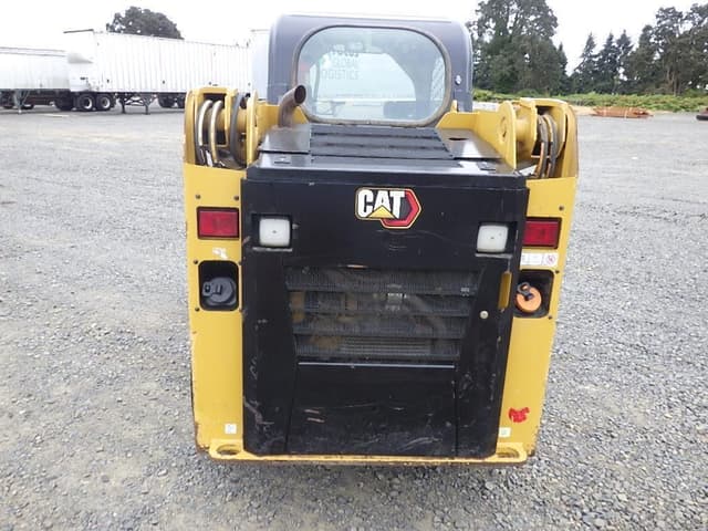 Image of Caterpillar 226D3 equipment image 2