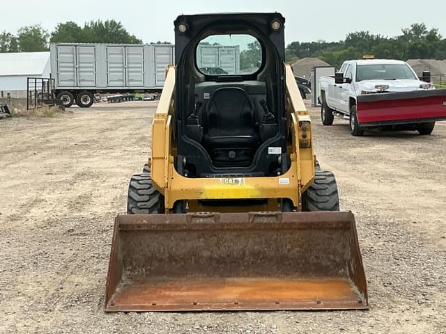 Image of Caterpillar 226D3 equipment image 1
