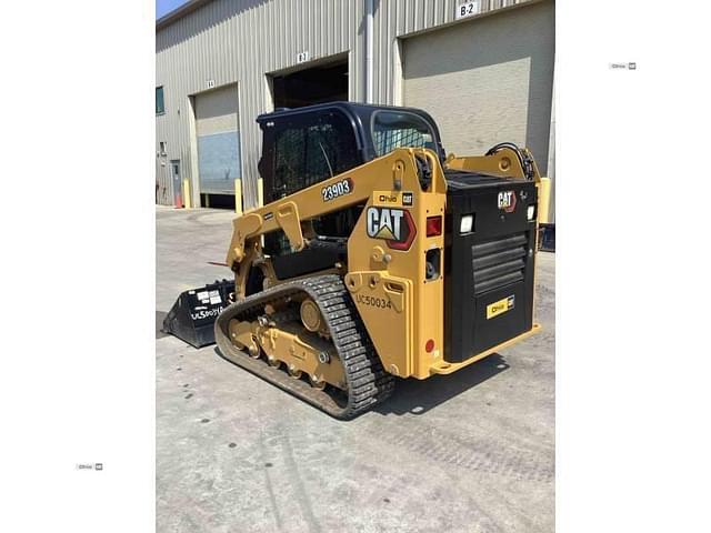 Image of Caterpillar 239D3 equipment image 3