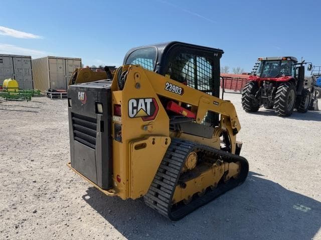 Image of Caterpillar 239D3 equipment image 4