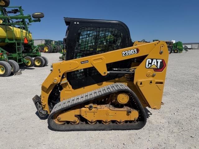 Image of Caterpillar 239D3 equipment image 1