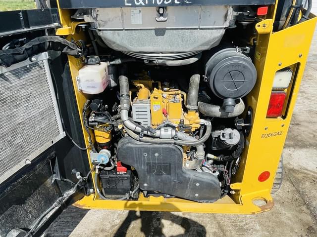 Image of Caterpillar 259D3 equipment image 4