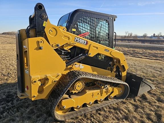 Image of Caterpillar 259D3 equipment image 2