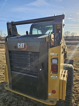 Image of Caterpillar 259D3 equipment image 3