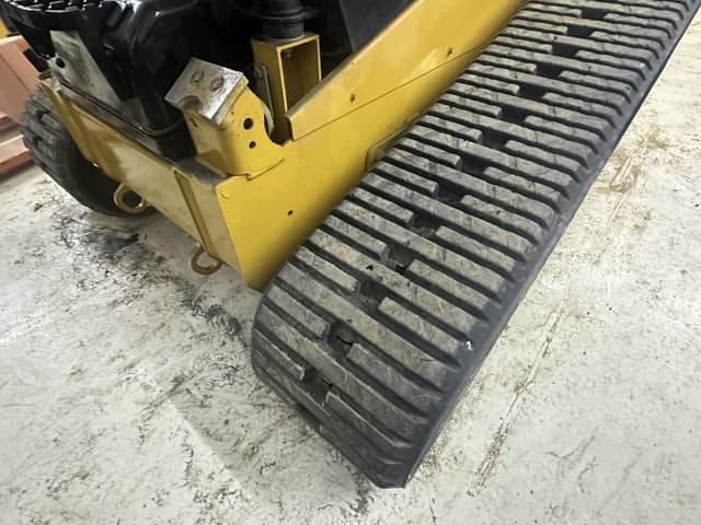 Image of Caterpillar 259D3 equipment image 2