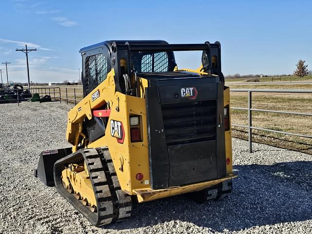 Image of Caterpillar 259D3 equipment image 4