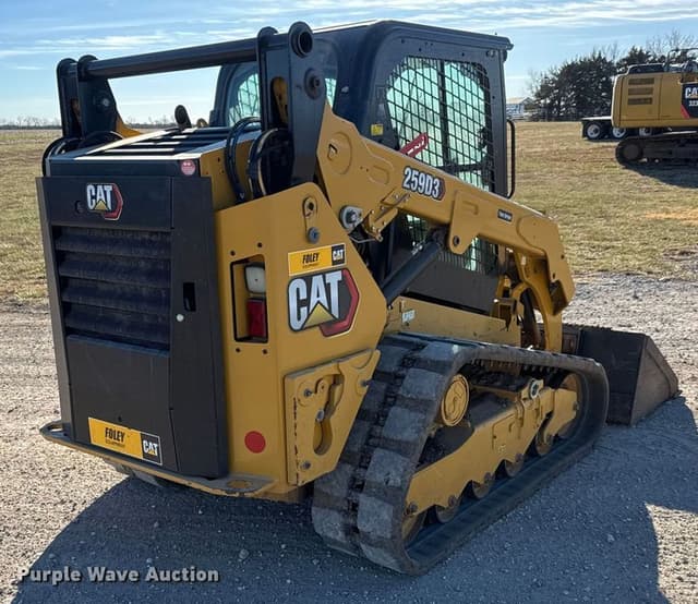 Image of Caterpillar 259D3 equipment image 4