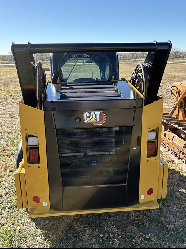 Image of Caterpillar 262D3 equipment image 4