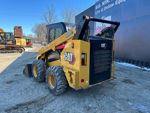 Image of Caterpillar 262D3 equipment image 3