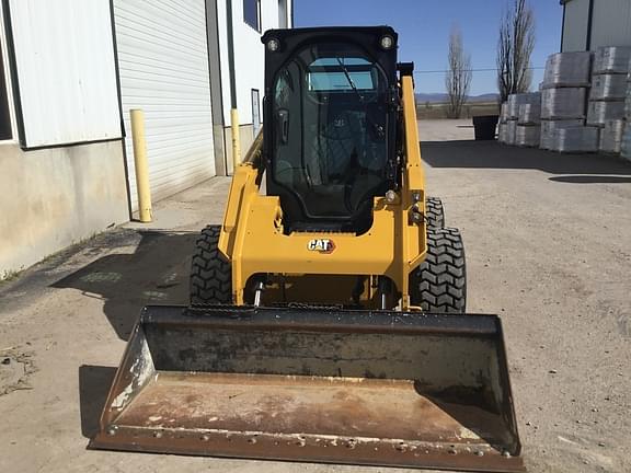Image of Caterpillar 272D3 equipment image 2