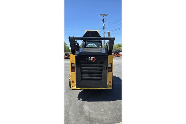 Image of Caterpillar 272D3 equipment image 4
