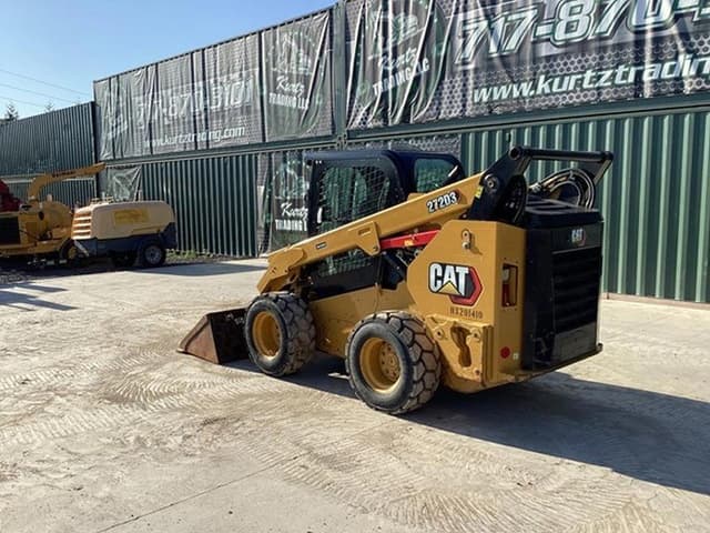 Image of Caterpillar 272D3 equipment image 1