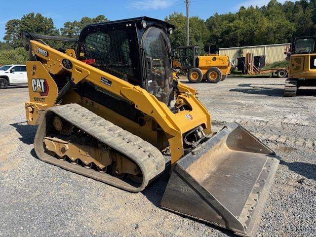Image of Caterpillar 299D3 equipment image 2