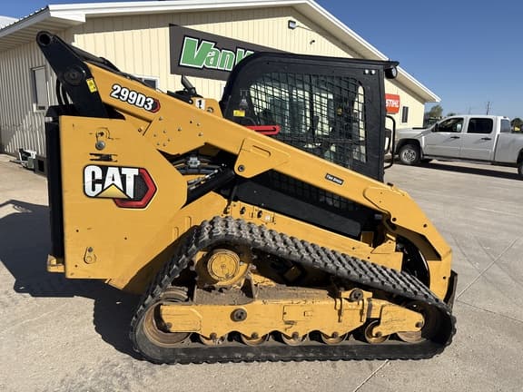 Image of Caterpillar 299D3 equipment image 3
