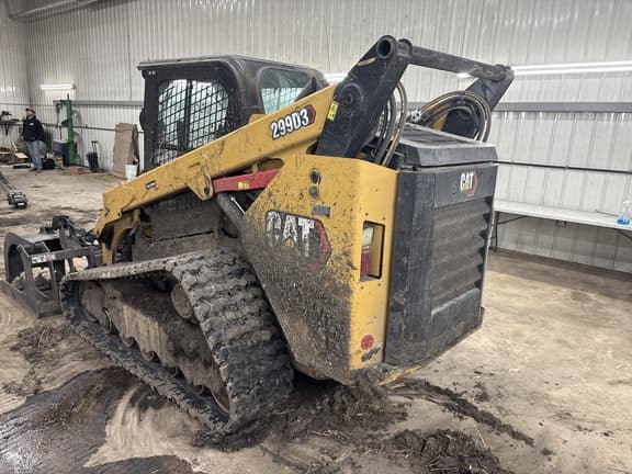 Image of Caterpillar 299D3 equipment image 4