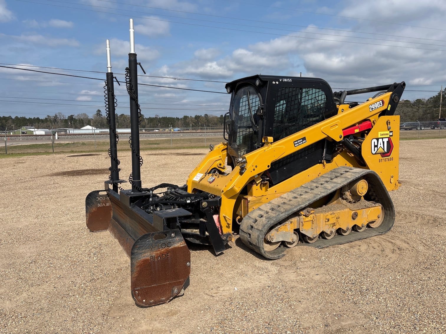 2022 Caterpillar 299D3 Equipment Image0