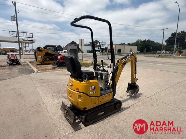 Image of Caterpillar 300.9D equipment image 3