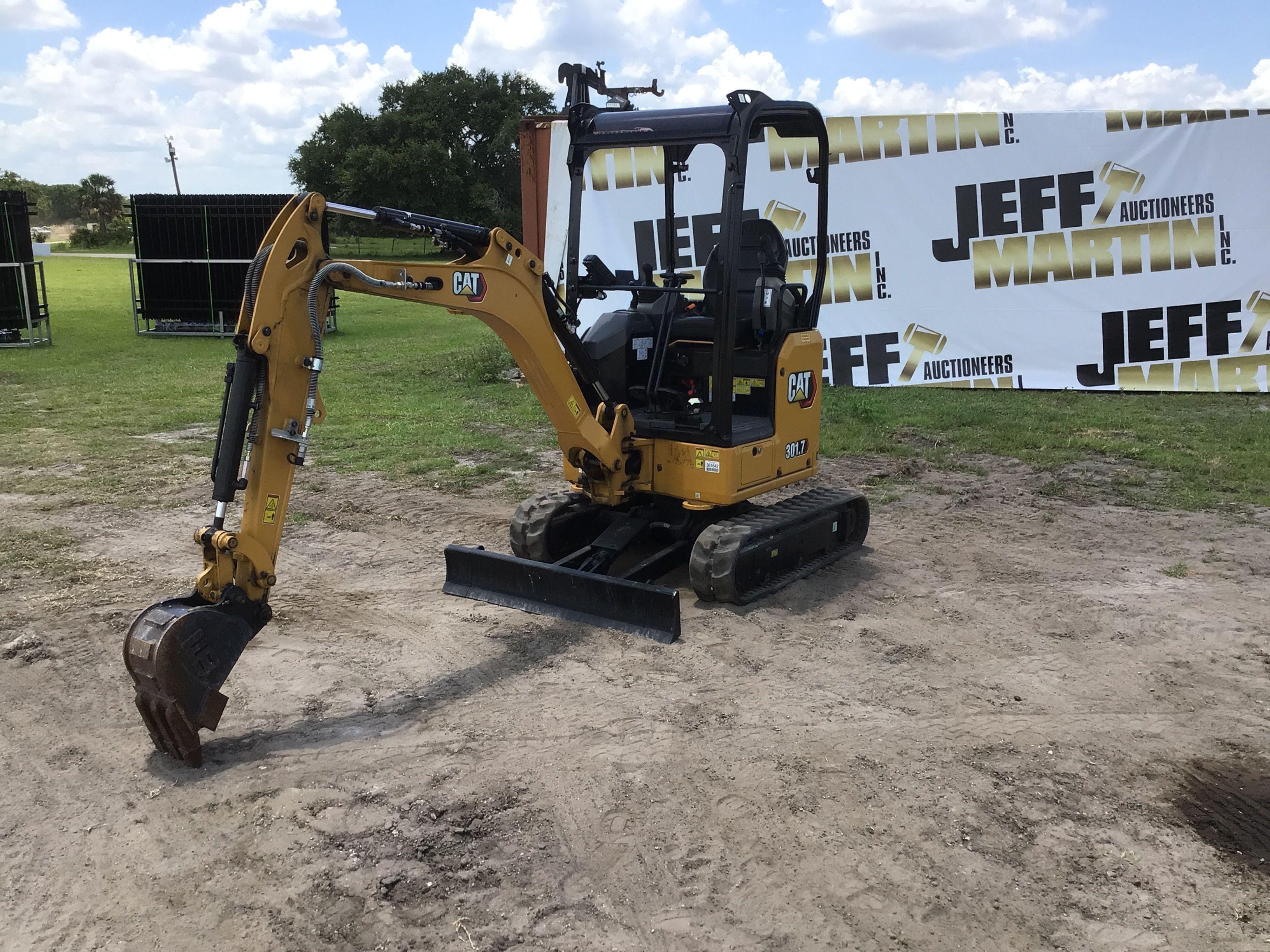 Main image Caterpillar 301.7 CR