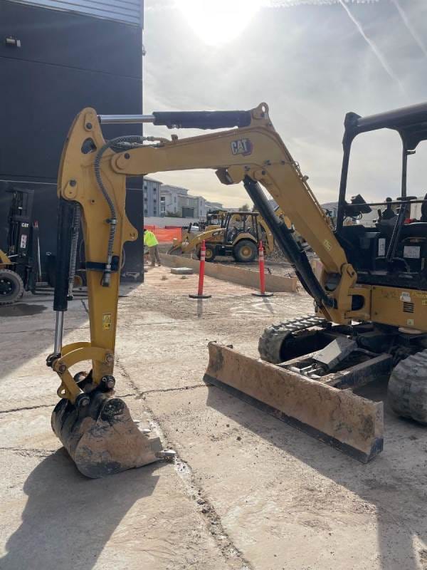 Main image Caterpillar 302.7