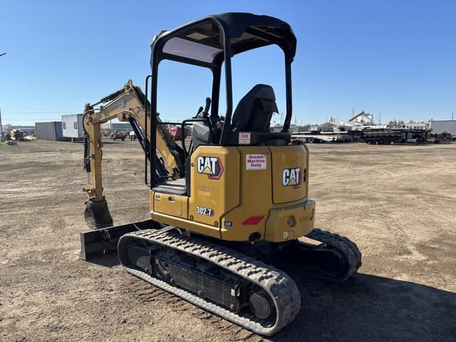 Image of Caterpillar 302.7CR equipment image 3