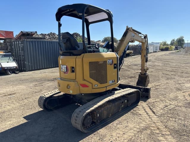 Image of Caterpillar 302.7CR equipment image 2