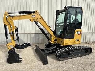 Main image Caterpillar 302.7CR