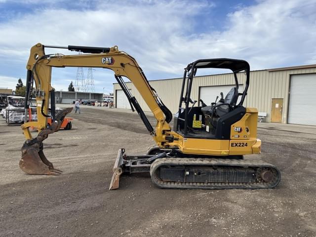 Image of Caterpillar 305CR equipment image 4